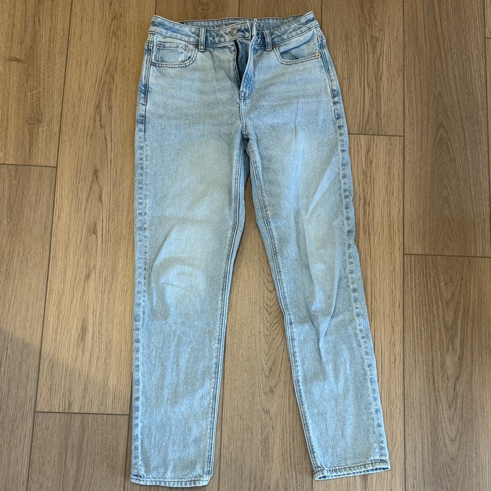 American Eagle jeans size 4